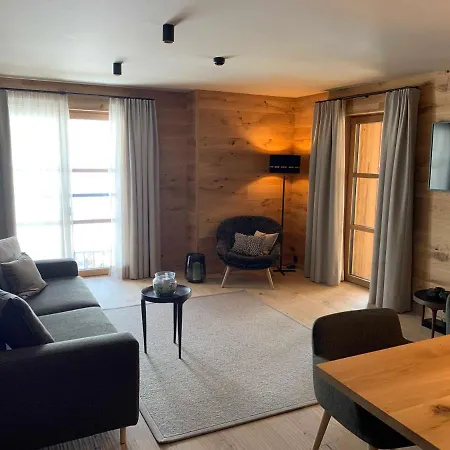 Boutique Almrausch Lech am Arlberg